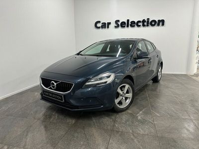 begagnad Volvo V40 D3 Momentum KAMREM-BYTT-DISELVÄRMARE