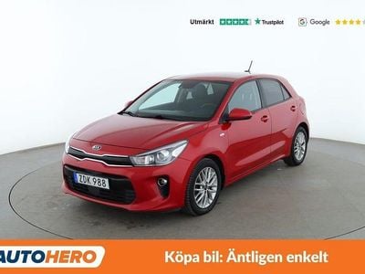 Röd Begagnad 2017 Kia Rio Attract Halvkombi | 100 000 kr (Bra pris)