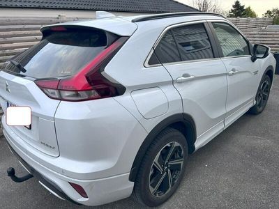 begagnad Mitsubishi Eclipse Cross Plug-In Hybrid 2.4 4WD CVT Euro 6