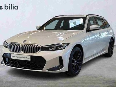Vit Begagnad 2024 BMW 330e M Sport Kombi | 498 600 kr (Lite dyr)
