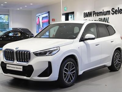 Vit Begagnad 2023 BMW iX1 Shadowline SUV | 435 000 kr (Dyr)