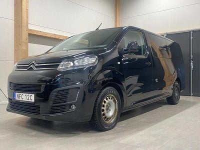 Svart Begagnad 2022 Citroën Spacetourer Feel Minibuss | 279 000 kr