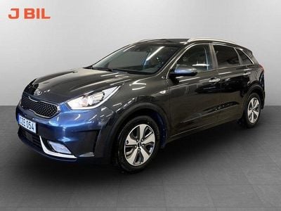 Grå Begagnad 2018 Kia Niro Advance SUV | 159 900 kr (Marknadspris)