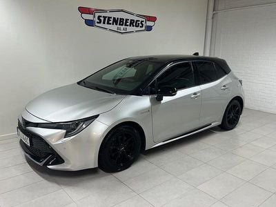 Silver Begagnad 2020 Toyota Corolla Hybrid Sport Halvkombi | 254 900 kr (Lite dyr)