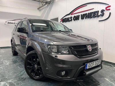 Grå Begagnad 2015 Fiat Freemont Sport SUV | 114 900 kr (Marknadspris)