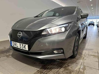 Begagnad Nissan Leaf 2023 Grå Halvkombi