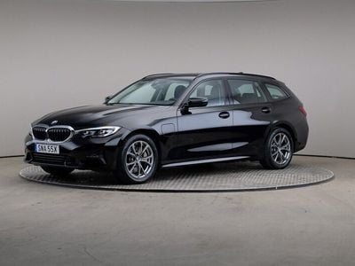 BMW 330e