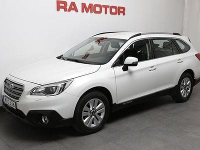 Vit Begagnad 2015 Subaru Outback SUV | 139 900 kr (Marknadspris)