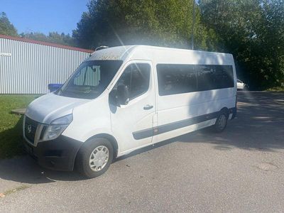 Nissan NV400