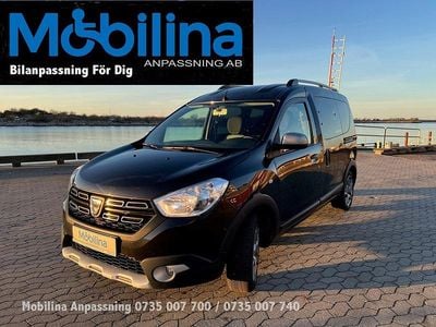 Svart Begagnad 2019 Dacia Dokker Minibuss | 239 000 kr