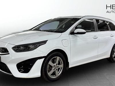 Begagnad Kia Ceed Sportswagon 2022 Vit Kombi