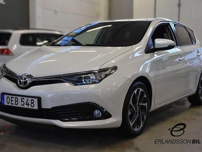 Begagnad Toyota Auris Active 116 HK (85 kW) 2016 Vit Halvkombi