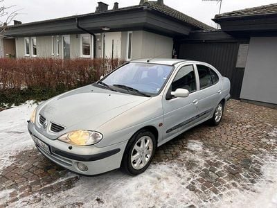 Begagnad Renault Mégane 107 HK (78 kW) 2001