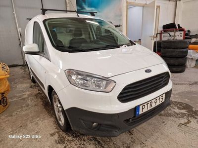 begagnad Ford Transit Courier 1.0 EcoBoost OBS! 10000 Mil Lågskatt