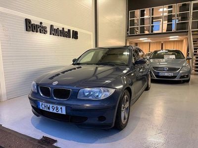Grå Begagnad 2007 BMW 116 Halvkombi | 27 900 kr (Marknadspris)