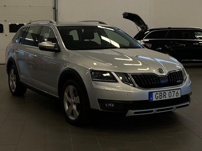 begagnad Skoda Octavia Scout 2.0 TDI 4x4 Drag Fjärrvärmare 150hk