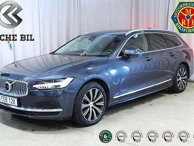 Mörkblå Begagnad 2022 Volvo V90 Kombi | 369 900 kr (Marknadspris)