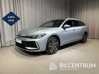 Silver Begagnad 2025 VW Passat R-line Kombi | 489 900 kr