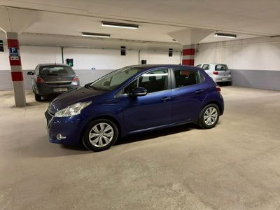 begagnad Peugeot 208 5-dörrar 1.4 VTi 5-dörrar endast 3 ägare !