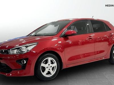 Röd Begagnad 2021 Kia Rio Advance Halvkombi | 149 900 kr (Marknadspris)