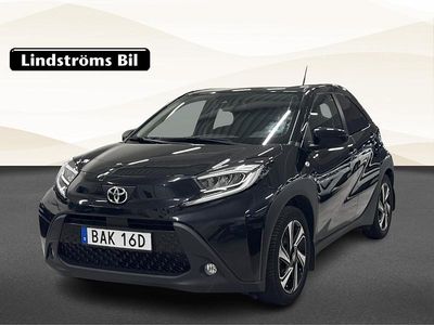 Svart Begagnad 2022 Toyota Aygo X Comfort SUV | 174 900 kr (Marknadspris)