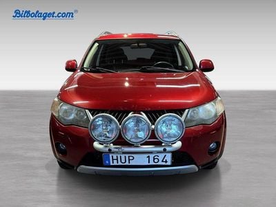 Begagnad Mitsubishi Outlander 158 HK (116 kW) 2009 Röd SUV