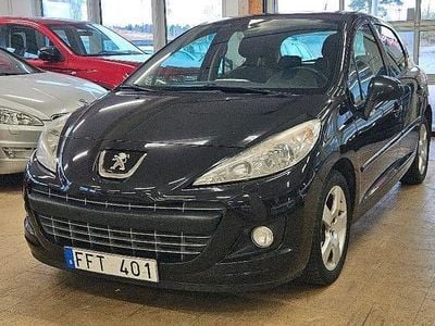 Svart Begagnad 2012 Peugeot 207 Halvkombi | 42 900 kr (Marknadspris)