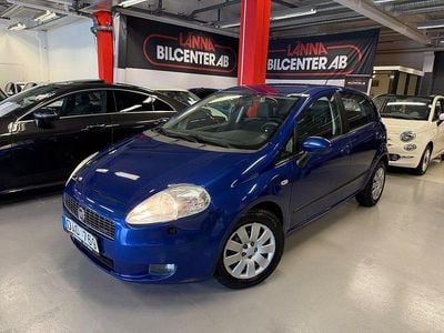 Begagnad Fiat Grande Punto 96 HK (70 kW) 2007 Blå Halvkombi