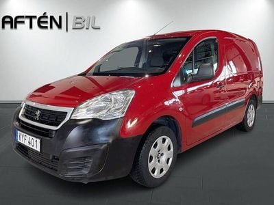 Begagnad Peugeot Partner 99 HK (72 kW) 2015 Röd Minibuss