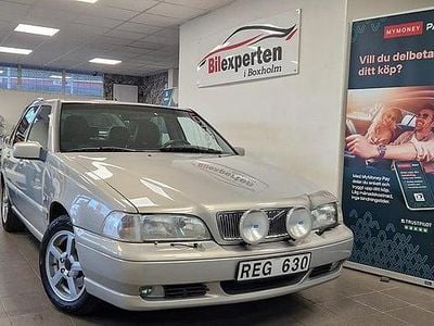 Ljusgrå Begagnad 1999 Volvo S70 Sedan | 44 900 kr (Marknadspris)