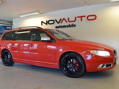 Röd Begagnad 2010 Volvo V70 R-Design Kombi | 84 900 kr (Dyr)