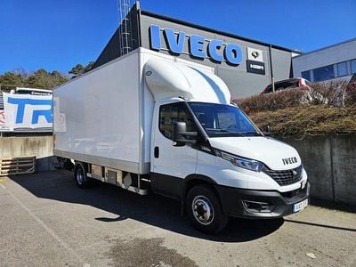 Vit Begagnad 2021 Iveco Daily Pickup | 749 988 kr