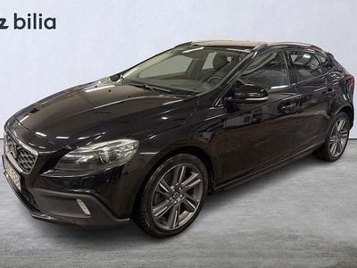 Begagnad Volvo V40 Summum 150 HK (110 kW) 2013 Svart Halvkombi