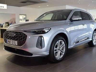 Ny Audi Q5 252 HK (185 kW) 2025 Florettsilver metallic SUV
