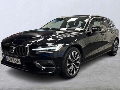 Svart Begagnad 2022 Volvo V60 Core Kombi | 409 900 kr (Lite dyr)