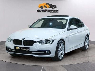 Begagnad BMW 330 iPerformance 252 HK (185 kW) 2017 Vit