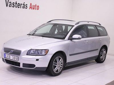 Grå Begagnad 2006 Volvo V50 Kinetic Kombi | 34 900 kr (Marknadspris)