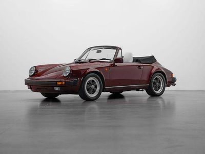 Begagnad Porsche 911 Carrera 231 HK (169 kW) 1985 Bordeaux röd metallic Cab