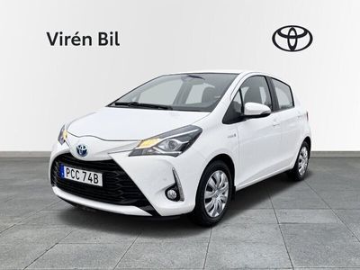 begagnad Toyota Yaris Hybrid 1,5 Active (Vinterhjul+ MV)