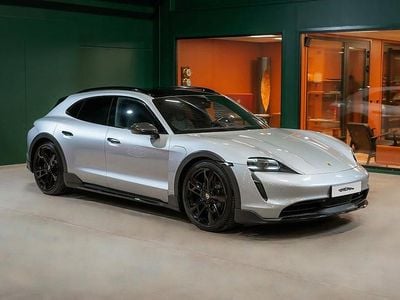 Begagnad Porsche Taycan Cross Turismo 319 kW (435 HK) 2021 Silver Kombi