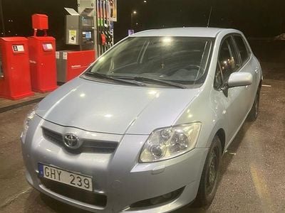 Begagnad 2007 Toyota Auris Halvkombi | 66 500 kr (Marknadspris)