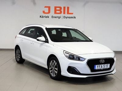 Begagnad Hyundai i30 Trend 120 HK (88 kW) 2019 Okänd (vit) Kombi