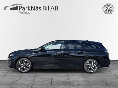 Svart Begagnad 2022 Peugeot 308 SW Allure Kombi | 289 900 kr