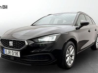 Midnight black metallic Begagnad 2023 Seat Leon Style Kombi | 219 900 kr (Marknadspris)