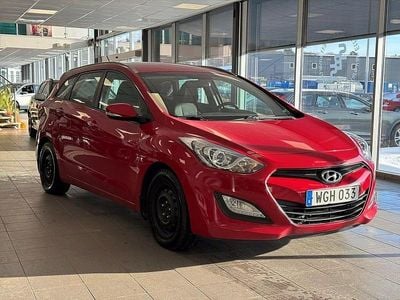 Begagnad Hyundai i30 112 HK (82 kW) 2014 Röd Kombi