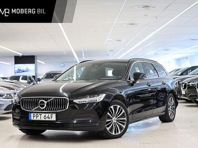 Svart Begagnad 2021 Volvo V90 Momentum Kombi | 279 900 kr (Marknadspris)