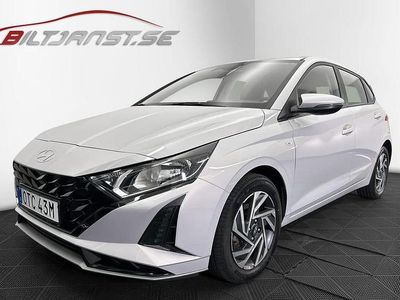 Grå Begagnad 2024 Hyundai i20 Halvkombi | 219 900 kr (Dyr)