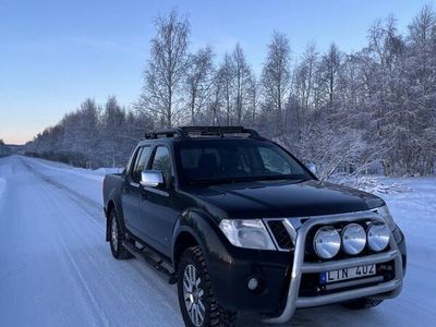 begagnad Nissan Navara Dubbelhytt 3.0 dCi V6 4x4 Euro 5