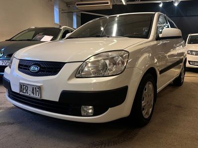 begagnad Kia Rio 1.4 / Automat / Ny Kamrem byt / Euro 4