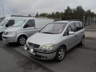 begagnad Opel Zafira 1.8